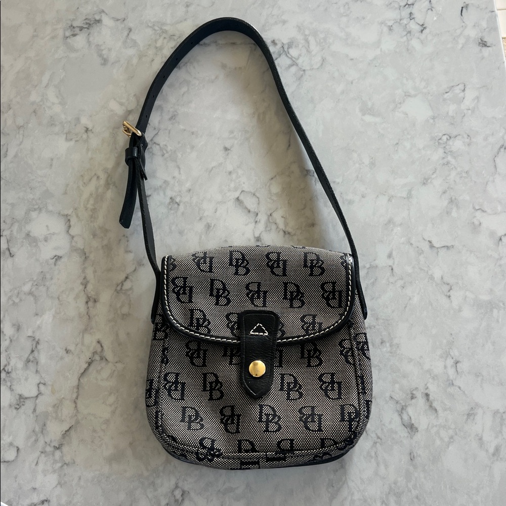 Dooney & Bourke Shoulder Bag